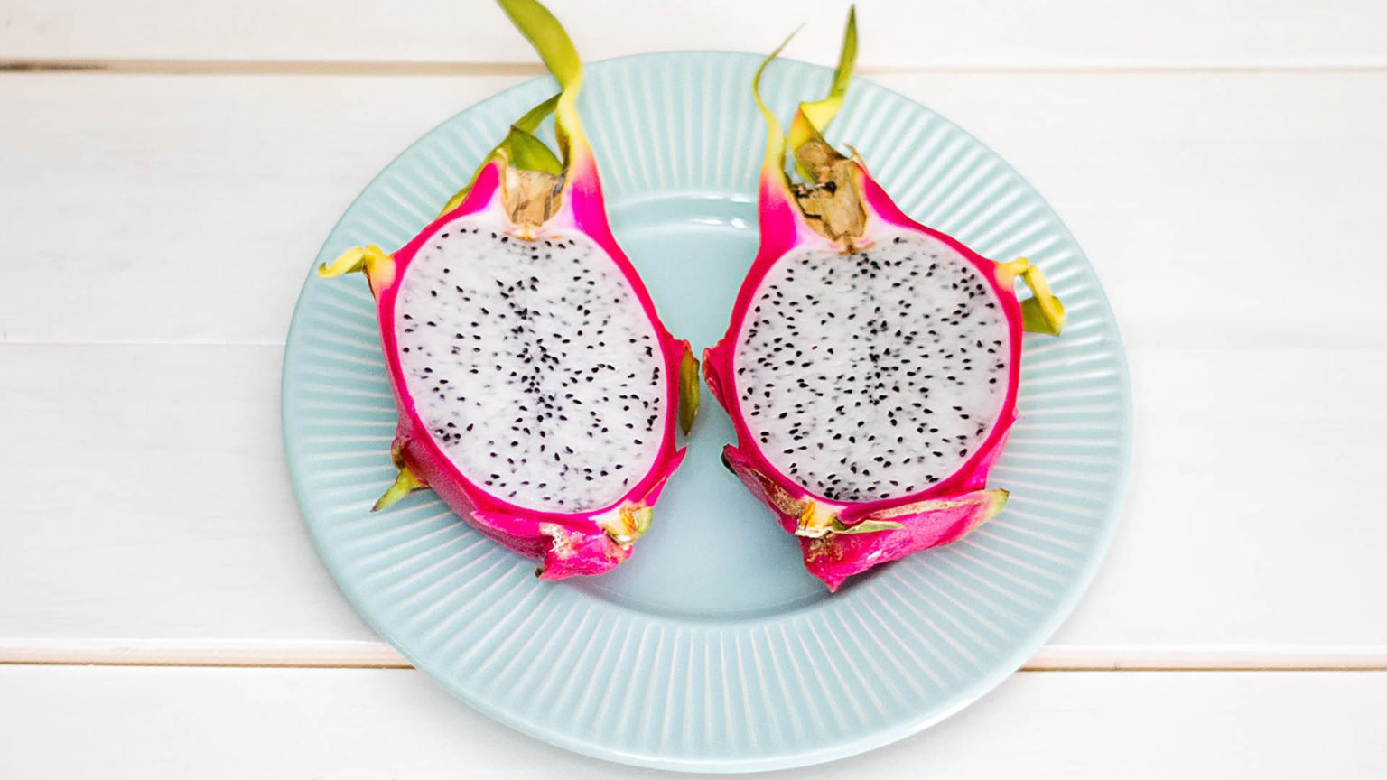 6 Amazing Health Benefits Of Dragon Fruit NutritionFact.in
