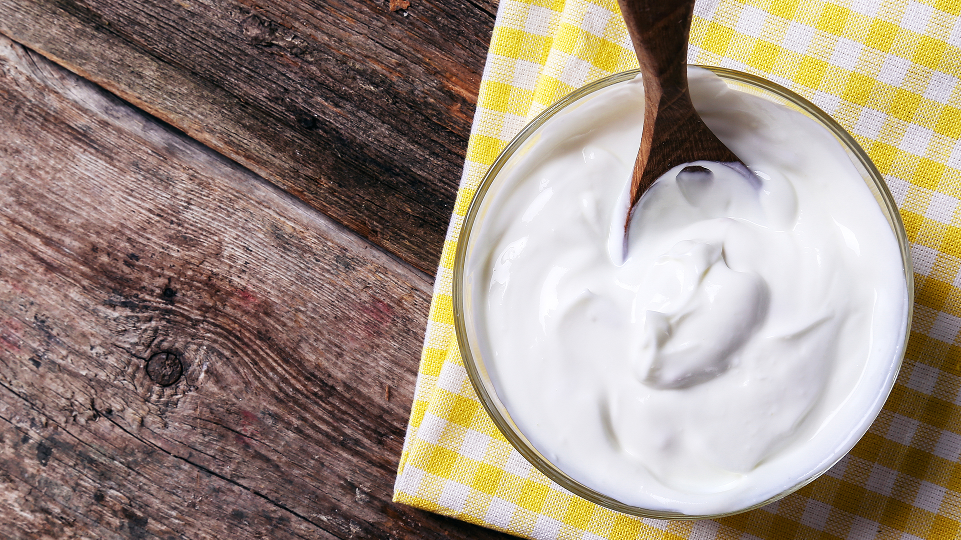 Curd Vs Yogurt : Which Is Better ? – 
