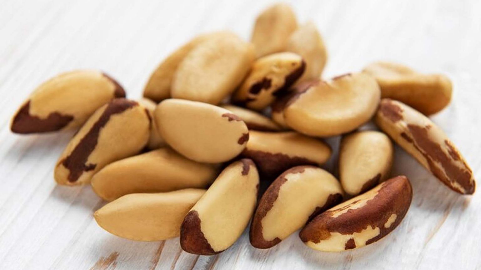 7 Health Benefits of Selenium NutritionFact.in