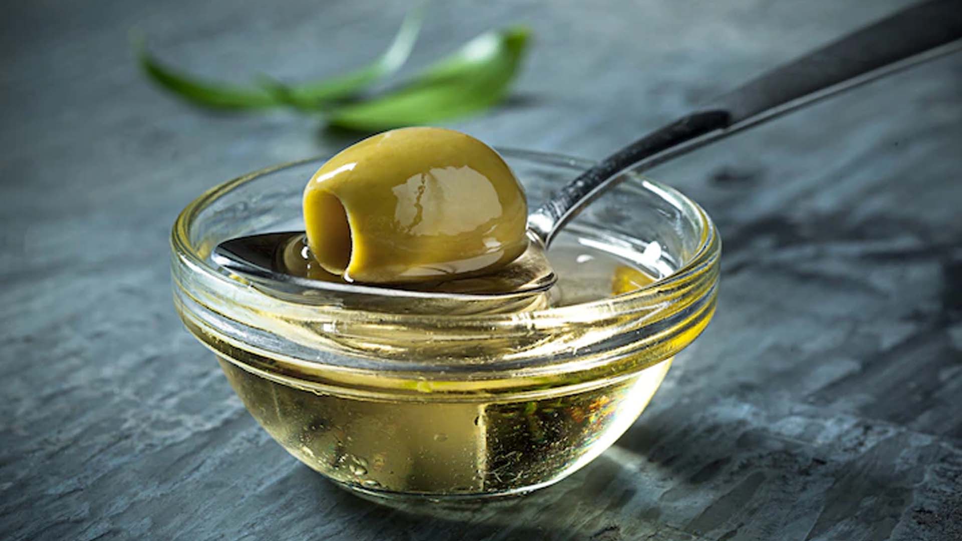 Olive Oil Health Benefits and Nutrition