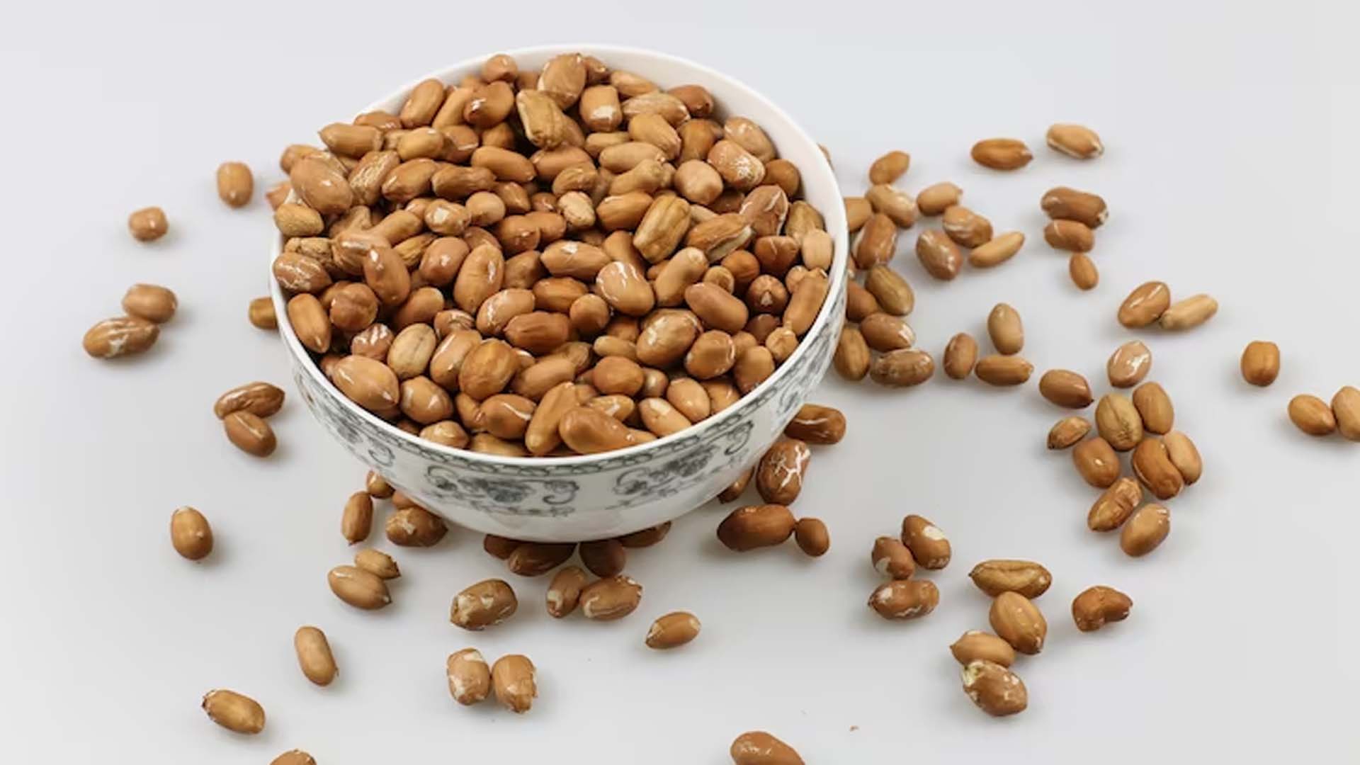 Roasted Peanuts Nutritional Value Per 100g NutritionFact in