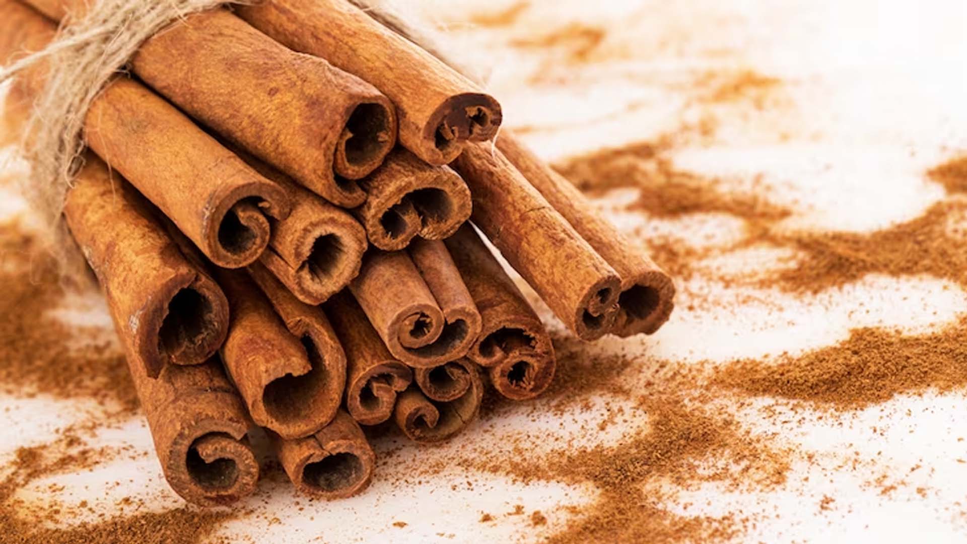 Nutritional Value of Cinnamon Per 100g