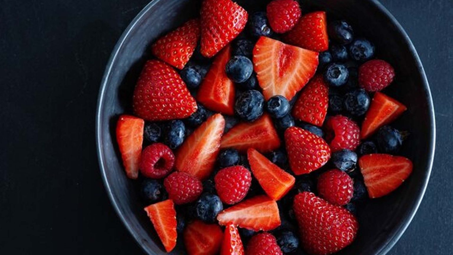 11 Reasons Why Berries are Healthiest Foods on Earth? NutritionFact.in