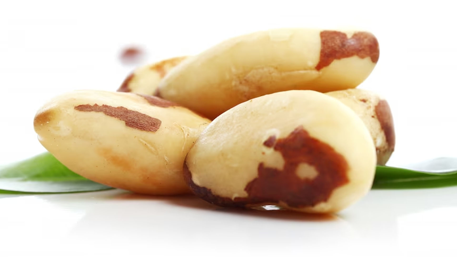 What Are The Health Benefits Of Brazil Nuts?
