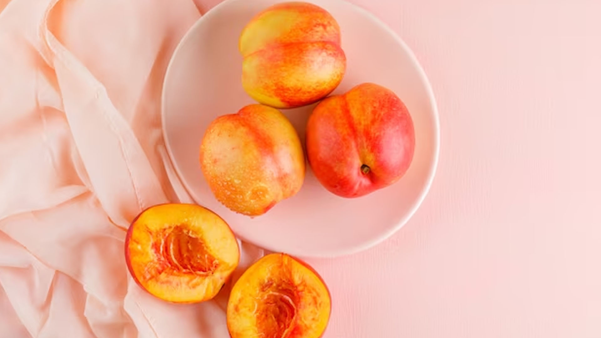 What Are The Health Benefits of Nectarines?