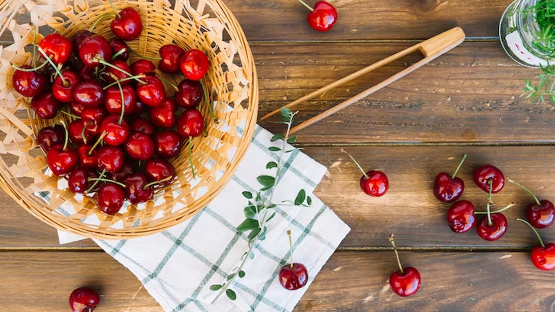 What Are The Health Benefits of Tart Cherry?