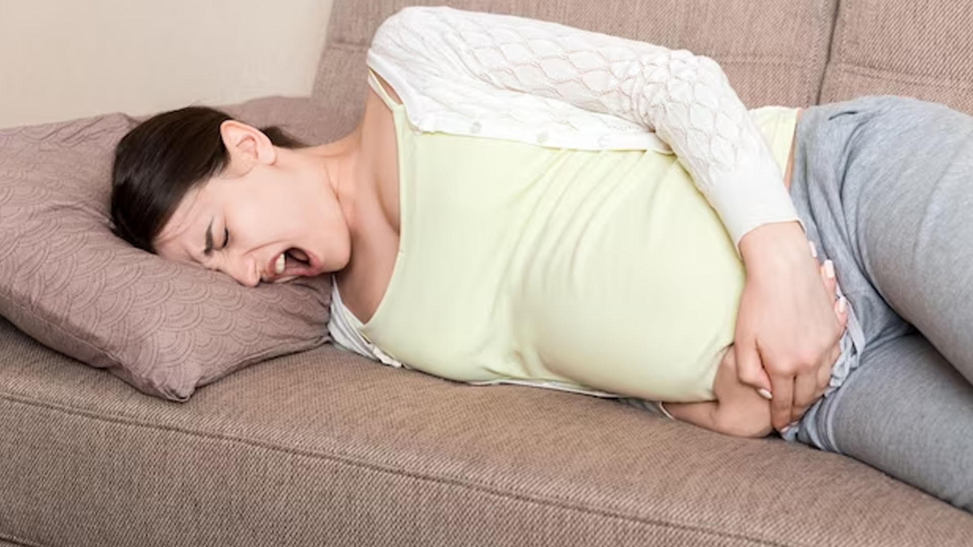 Is Lower Stomach Pain a Symptom of Pregnancy?