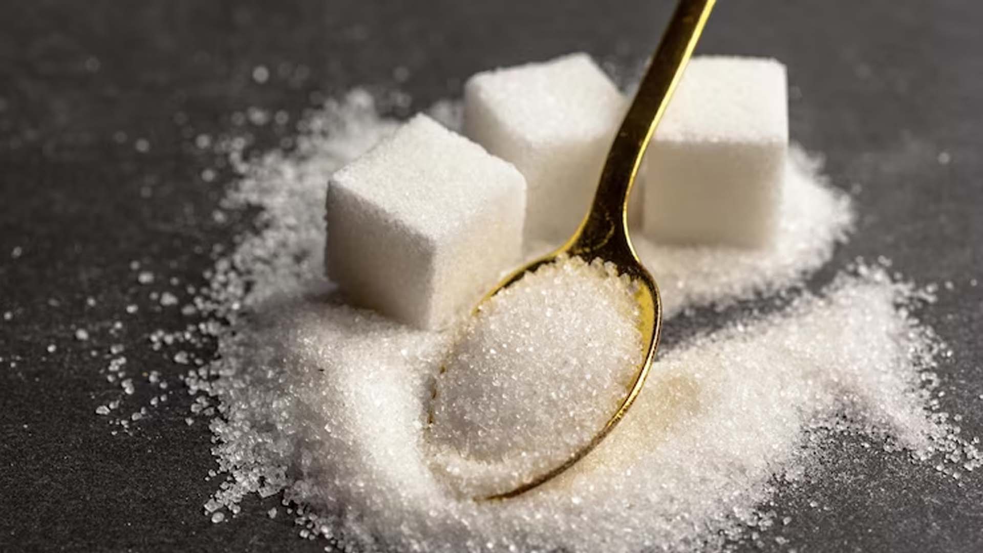 Sugar and sugar cubes