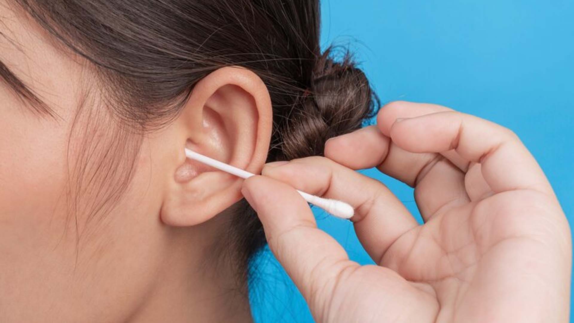 Cleaning Earwax