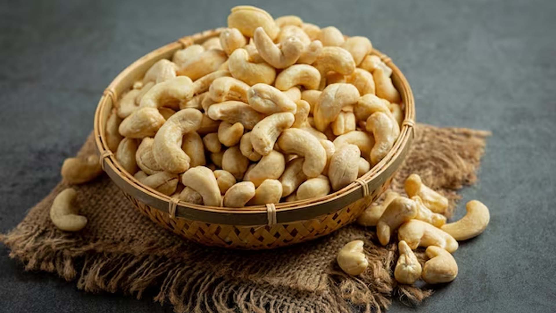 Cashews