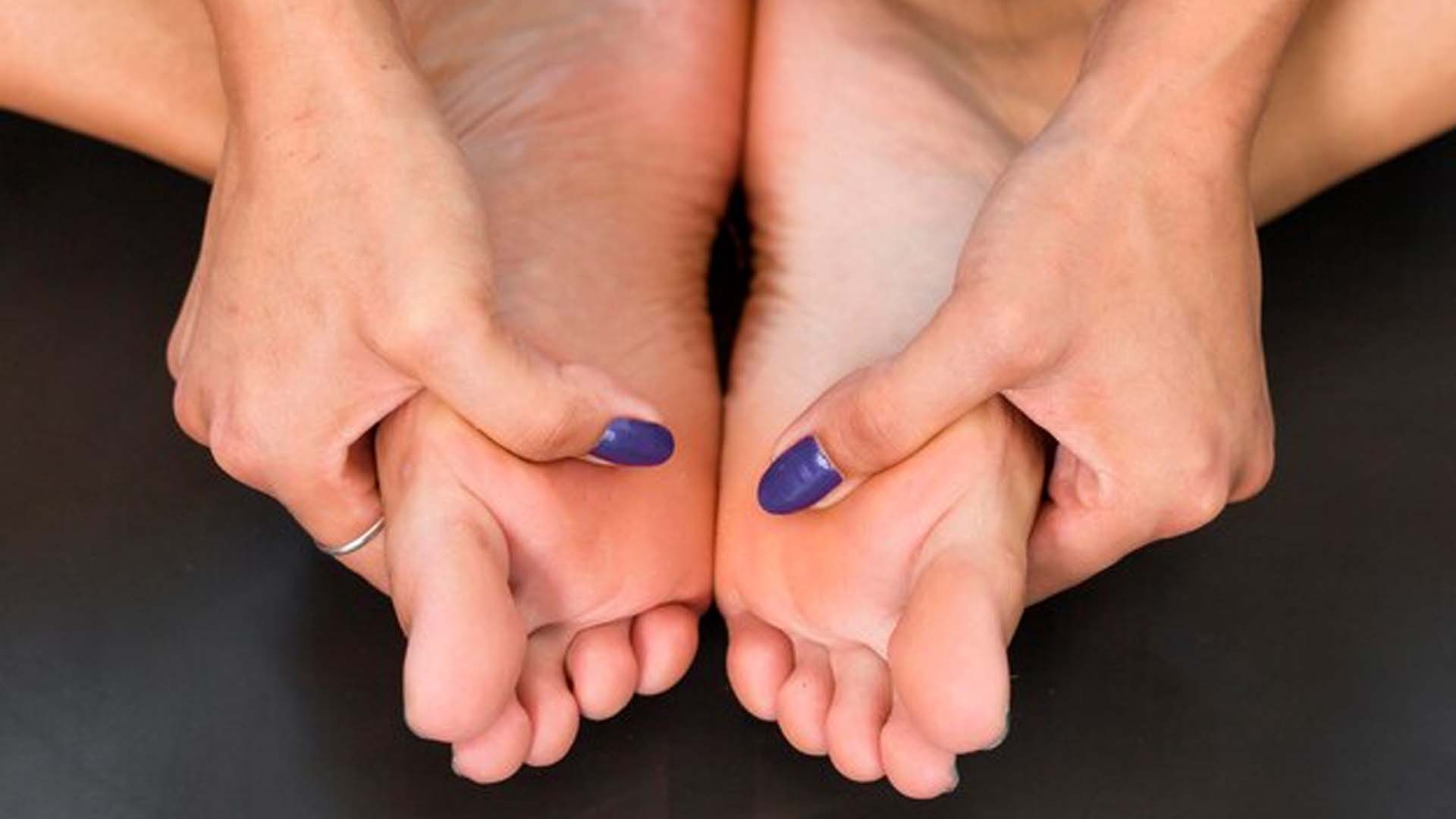 Women Showing Her feet