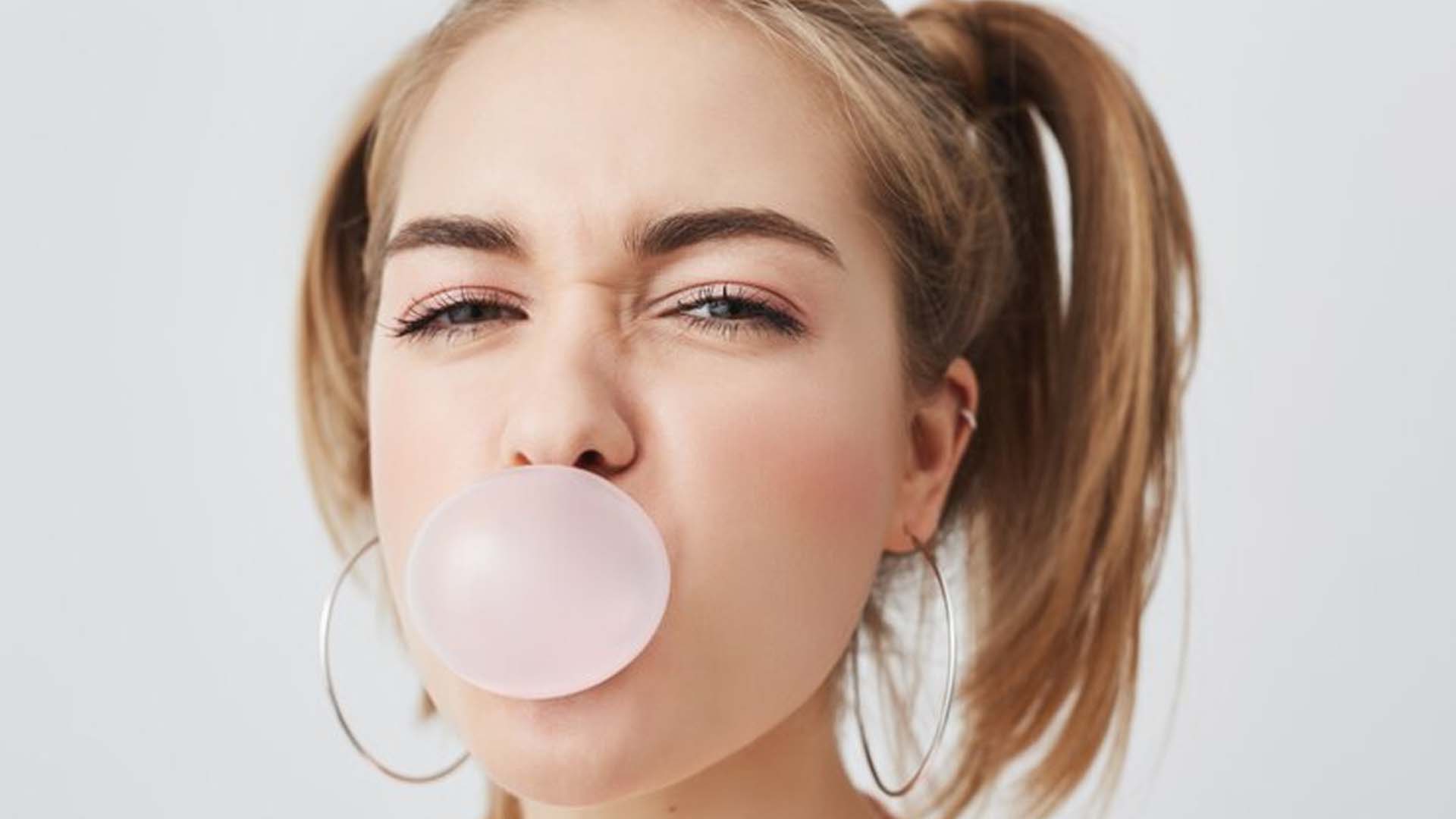 Model posing with Chewing Gum