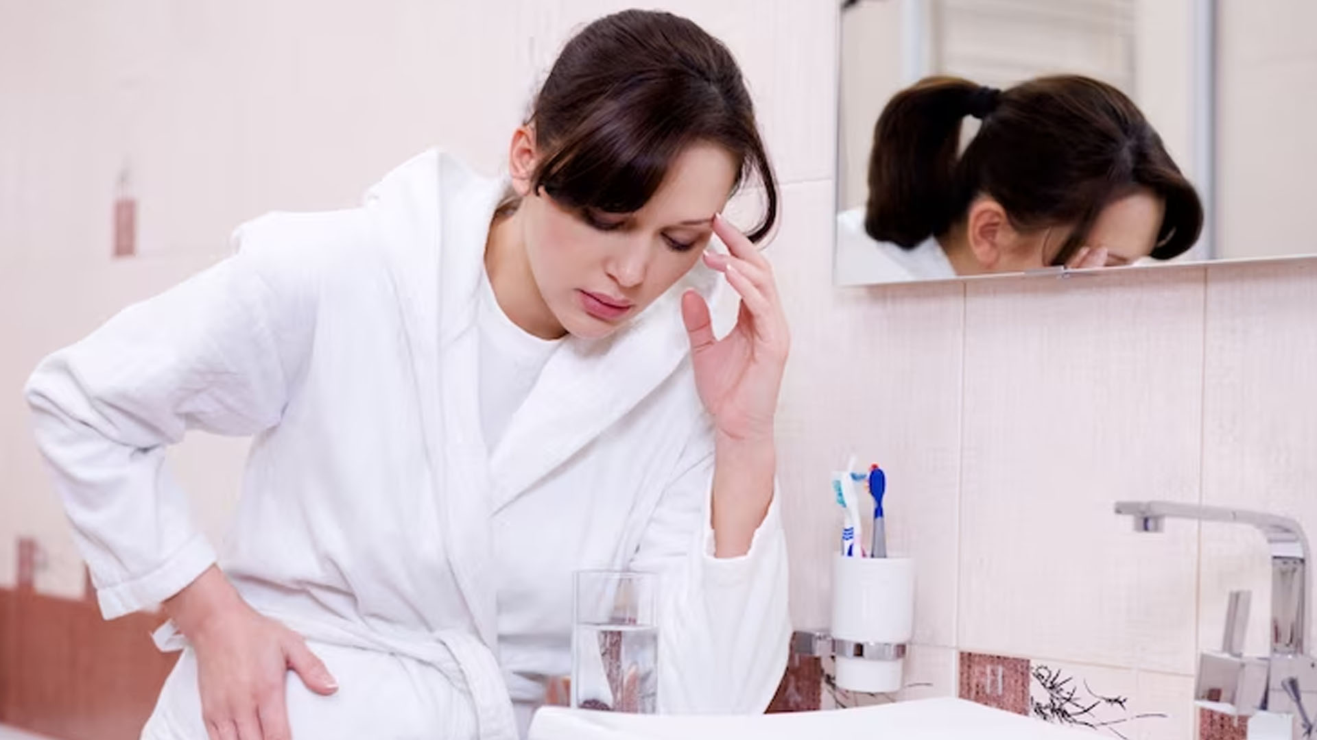 Is Thick White Discharge a Symptom of Pregnancy?