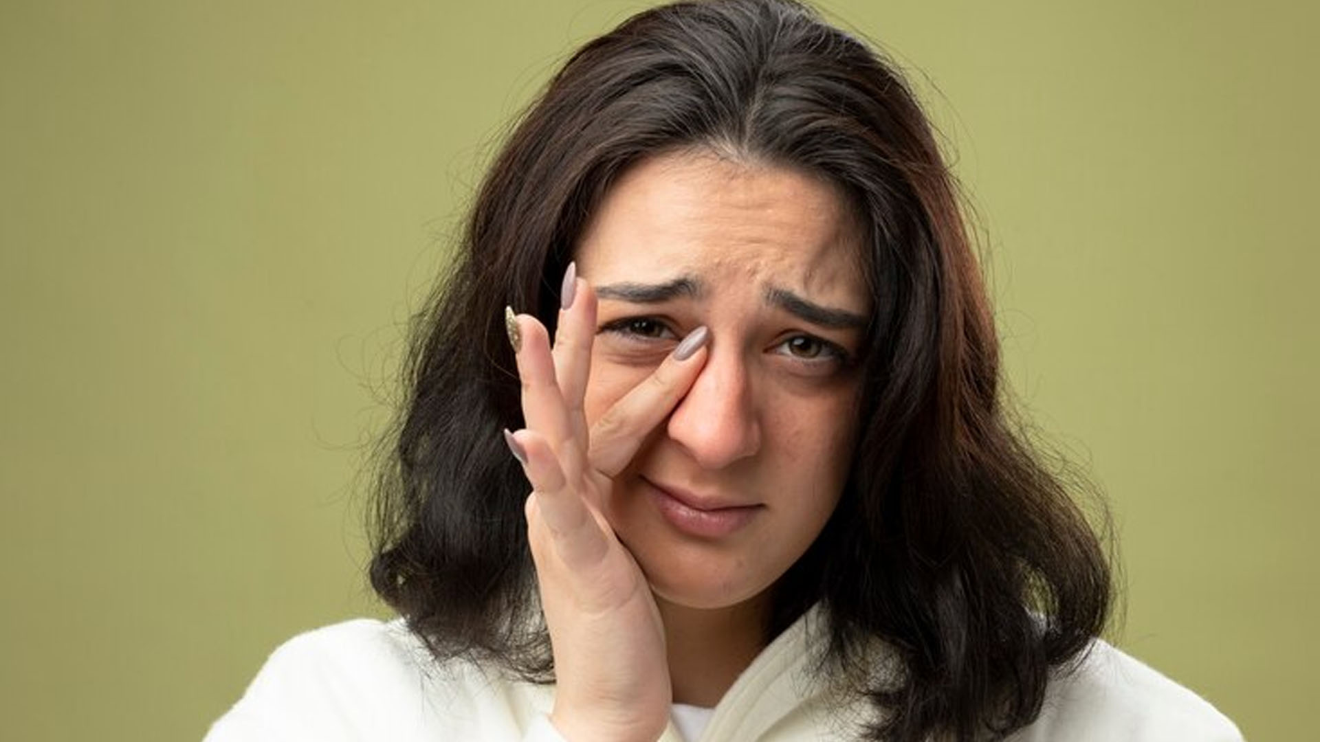 What are the Home Remedies for Eye Pain? – NutritionFact.in