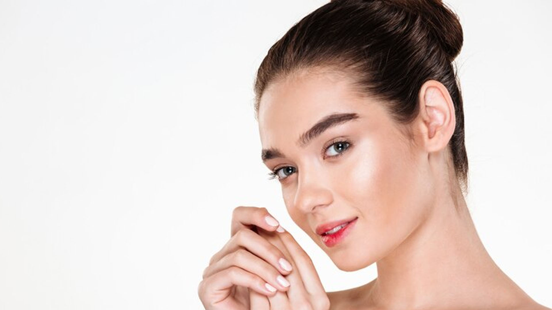 What are the Home Remedies for Glowing Skin?