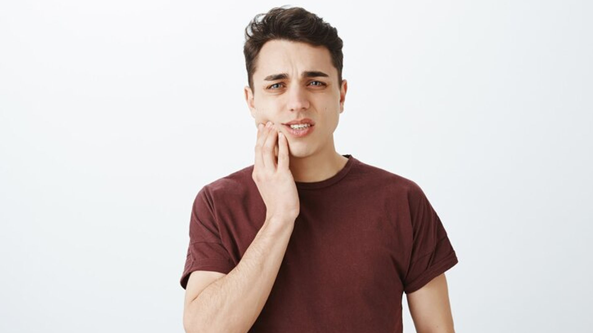 What are the Home Remedies for Sensitive Teeth?