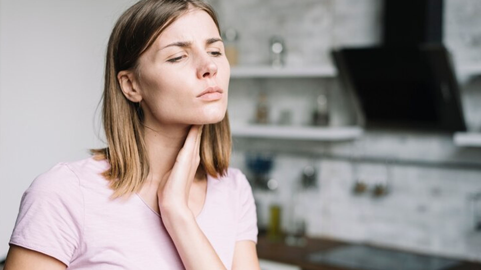 What are the Home Remedies for Throat Pain?