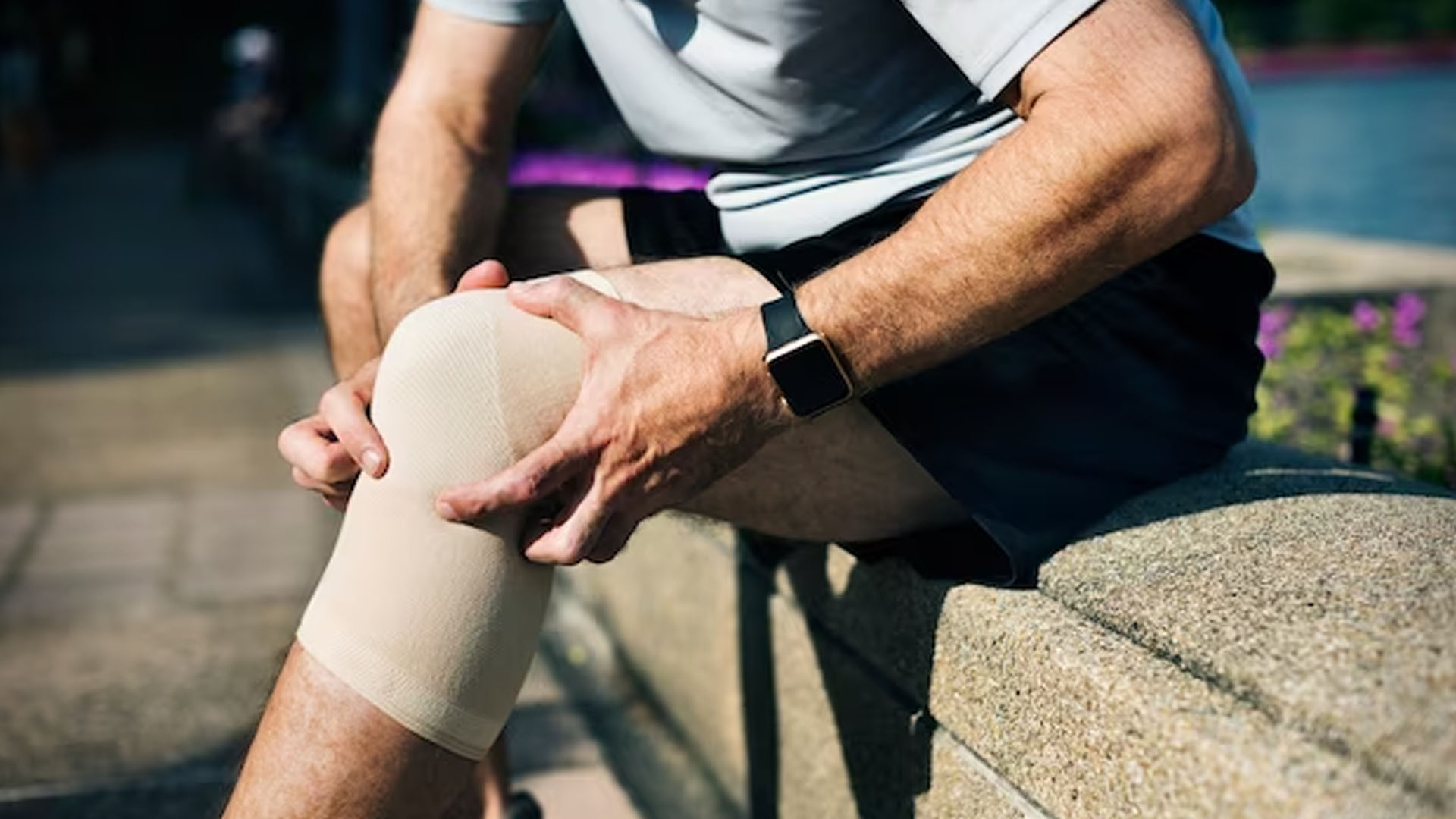What are the Home Remedies on Ligament tear in knee?