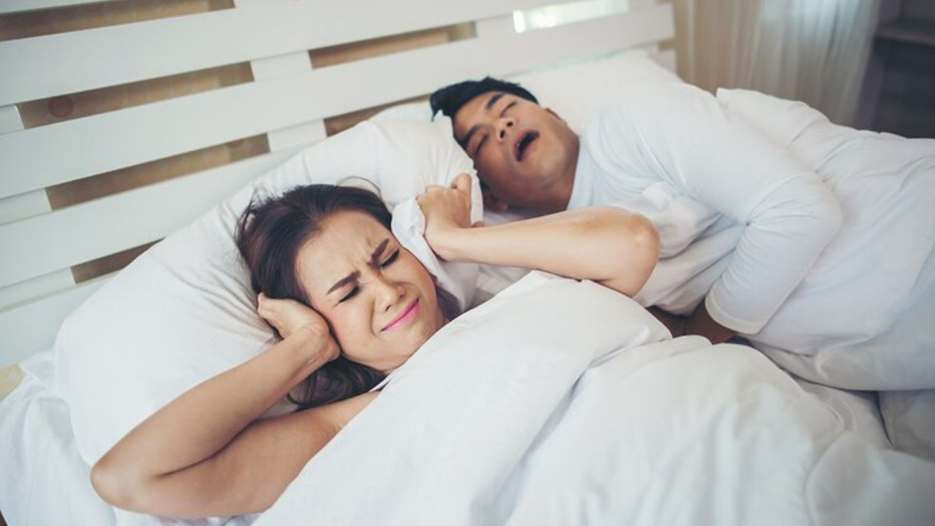 What are the Home Remedies for Snoring?