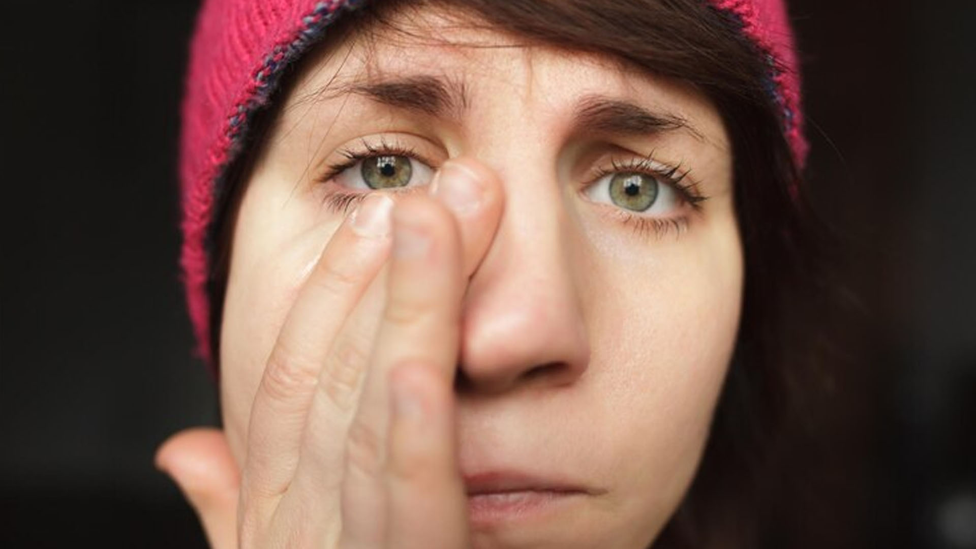 What are the Home Remedies for Stringy Eye Mucus?