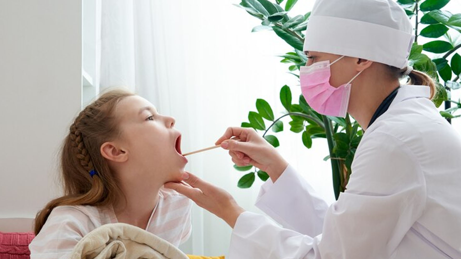 What are the Home Remedies to Cure Tonsils?